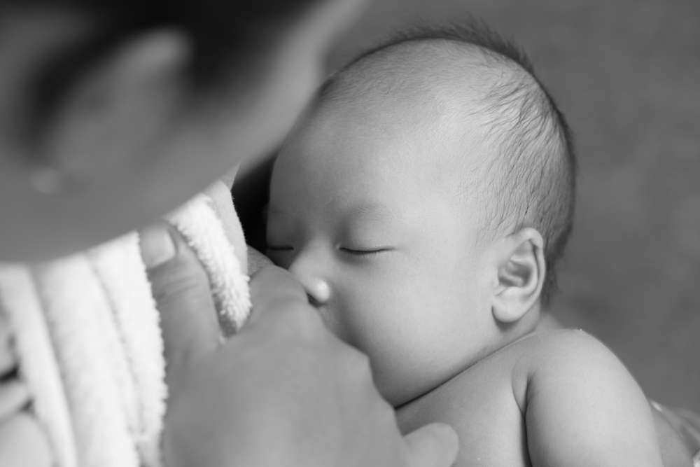 Exclusive Breastfeeding Does Not Increase Women's Risk for Multiple