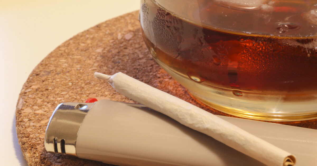 Alcohol, caffeine may ease some MS symptoms but worsen others
