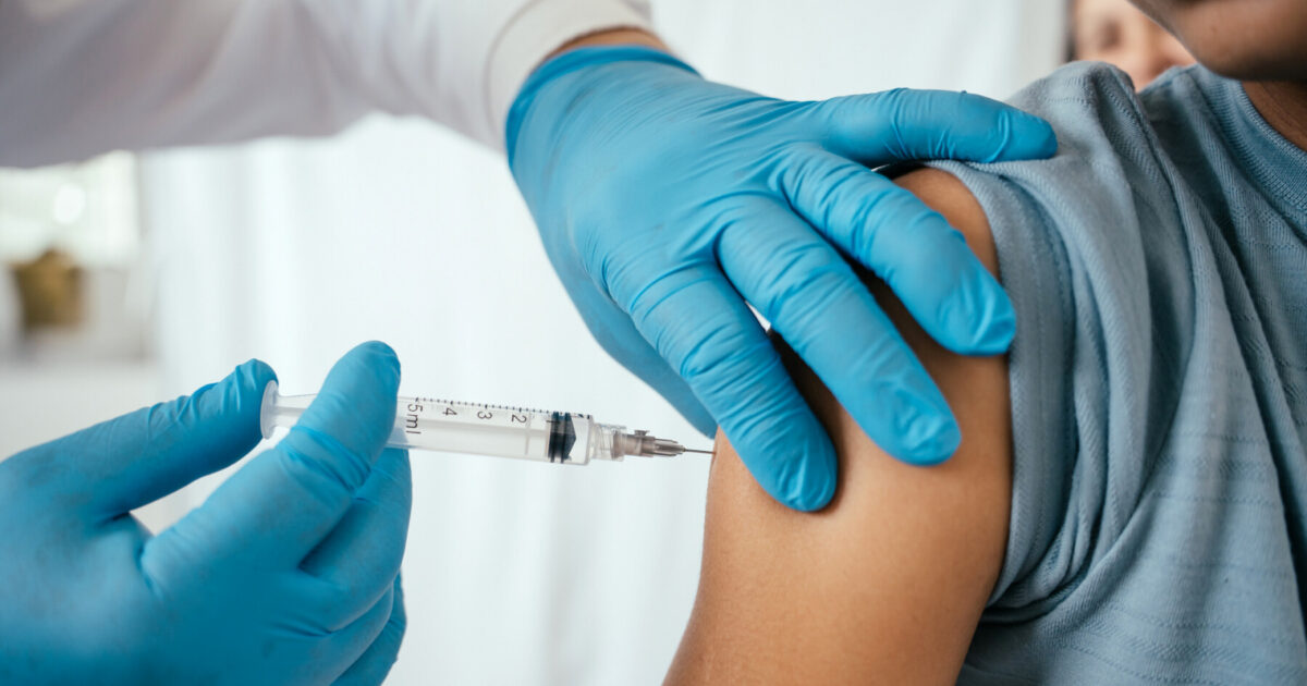 Image for Vaccine slashes risk of shingles in adults with MS in US, study finds